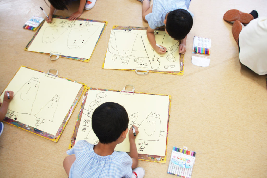 âçµµç»-5